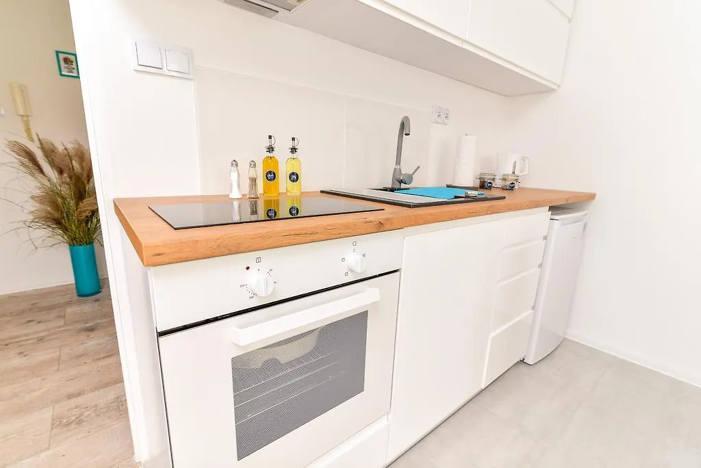Apartment Rent Like Home Jagiellonska 4 Warsaw